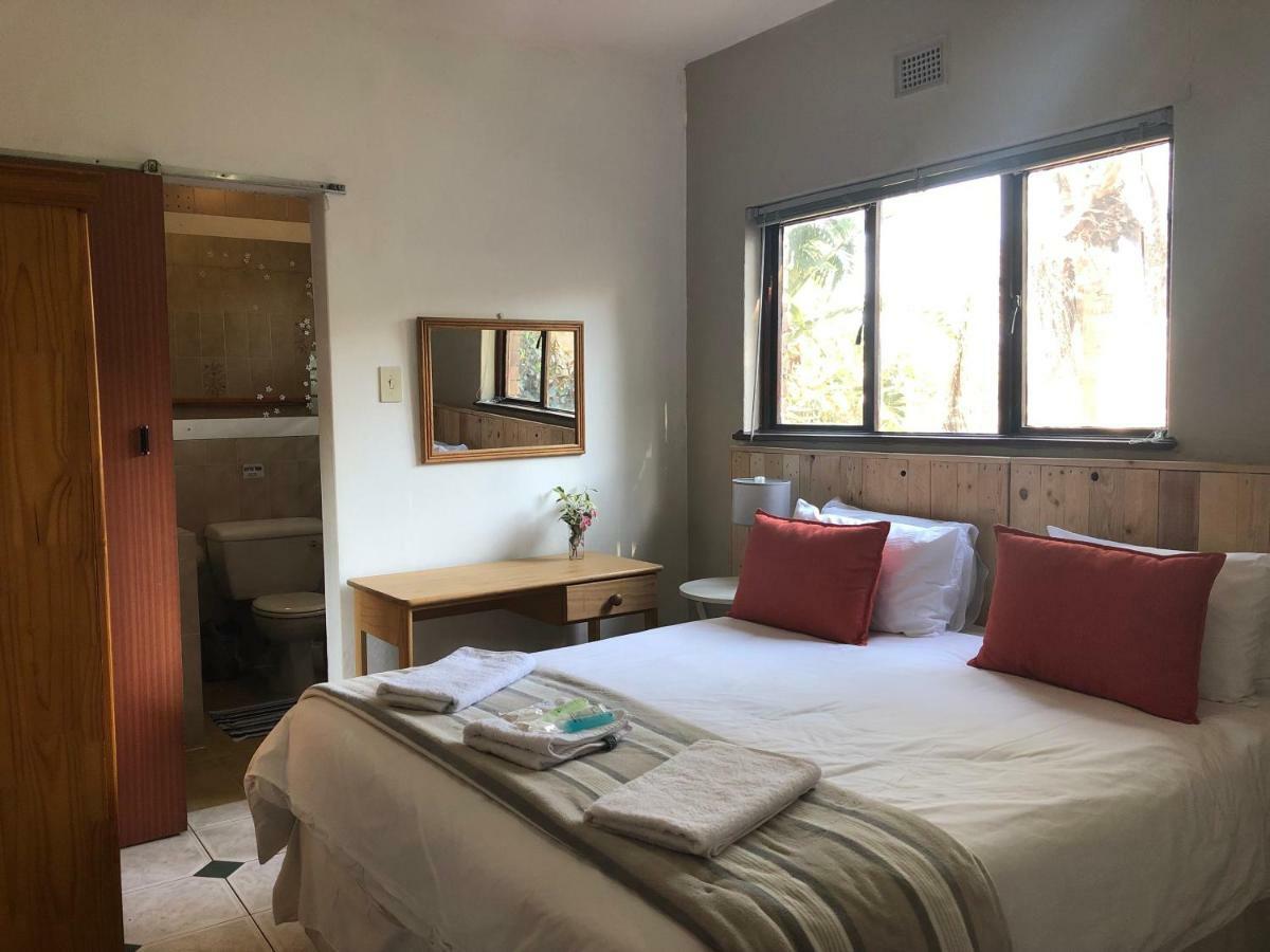 Seaside Lodge B&B Баллито Экстерьер фото